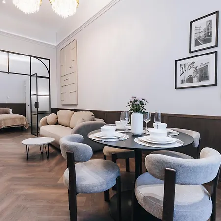 époque Old Town By B Family Appartamento *